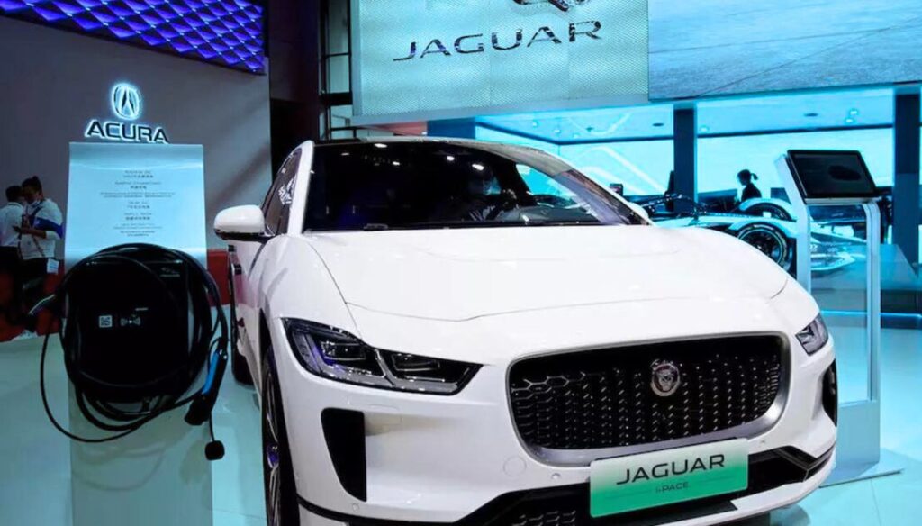 New USD 1 Billion Plant for Jaguar Land Rover Production, Insider Sources Reveal